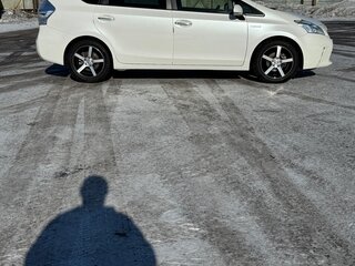 2014 Toyota Prius Alpha I (ZVW40/41), белый, 1530000 рублей, вид 3