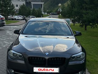 2012 BMW 5 серии 520i VI (F10/F11/F07), коричневый, 2100000 рублей, вид 3