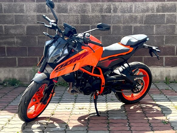 2026 KTM 390 Duke, оранжевый, 699000 рублей