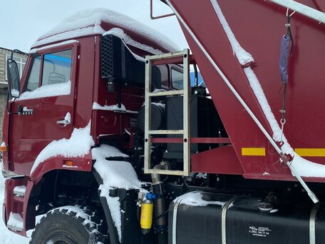 2011 КамАЗ 6522, красный, 6600000 рублей, вид 2