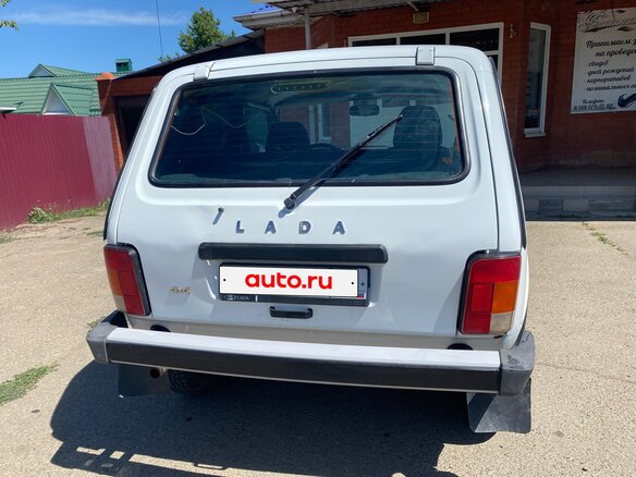 2018 Lada (ВАЗ) 2121 (4x4) I Рестайлинг, белый, 499000 рублей - вид 3
