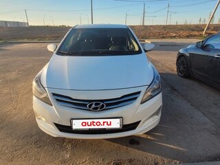 2016 Hyundai Solaris I Рестайлинг, белый, 740000 рублей, вид 1