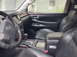2011 Lexus LX 570 III, белый, 5500000 рублей, вид 5