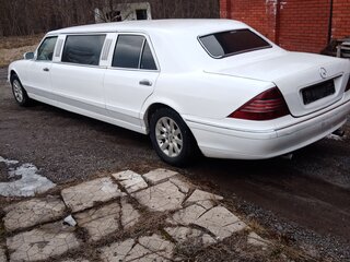 1981 Mercedes-Benz S-Класс 300 II (W126), белый, 500000 рублей, вид 4