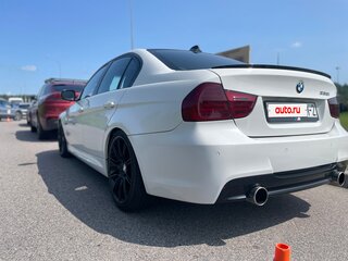 2009 BMW 3 серии 335i xDrive V (E90/E91/E92/E93) Рестайлинг, белый, 1700000 рублей, вид 2