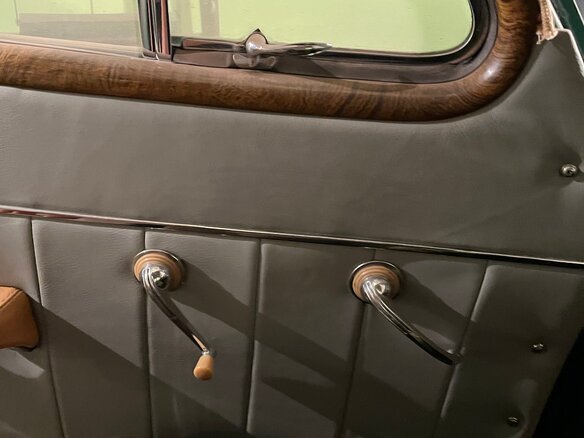 1955 ГАЗ М-20 «Победа», зелёный, 3000000 рублей - вид 3