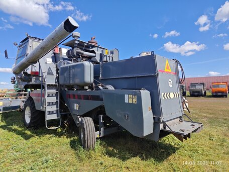 2013 Ростсельмаш СК-5 (Нива), серый, 1900000 рублей, вид 3