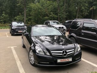2011 Mercedes-Benz E-Класс 200 7G-Tronic IV (W212, S212, C207), чёрный, 1550000 рублей, вид 1