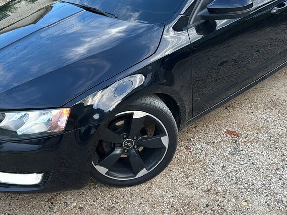 2014 Skoda Octavia III (A7), чёрный, 1300000 рублей - вид 4