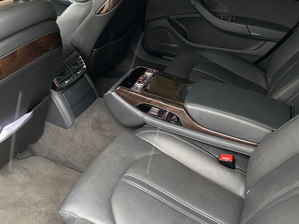 2015 Audi A8 Long III (D4) Рестайлинг, чёрный - вид 11