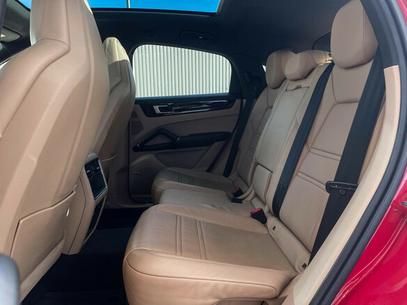 2020 Porsche Cayenne Coupé III, красный, 6549000 рублей - вид 9