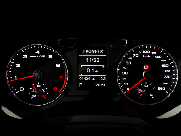 2015 Audi Q3 I (8U) Рестайлинг, голубой, 1955000 рублей - вид 12