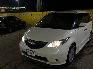 2004 Honda Elysion I, белый, 710000 рублей, вид 1