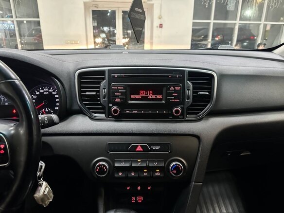 2016 Kia Sportage IV, чёрный, 2129000 рублей - вид 35