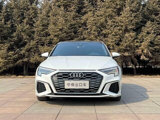 2023 Audi A3 Sportback 35 TFSI IV (8Y), белый, 1763025 рублей, вид 2