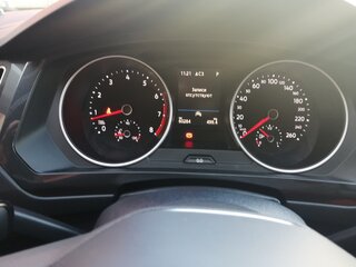 2021 Volkswagen Tiguan II Рестайлинг, чёрный, 3600000 рублей, вид 1