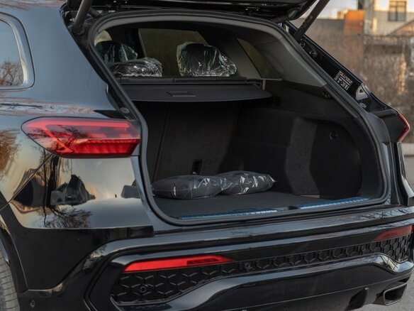 2026 Audi Q5 L III (GU), чёрный, 5200000 рублей - вид 2