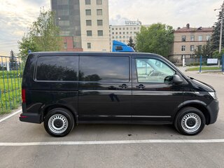 2021 Volkswagen Transporter 4MOTION T6 Рестайлинг, чёрный, 4500000 рублей, вид 4