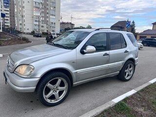 1998 Mercedes-Benz M-Класс 320 I (W163), серый, 490000 рублей, вид 2