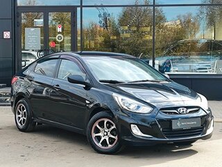 2013 Hyundai Solaris I, чёрный, 739000 рублей, вид 3