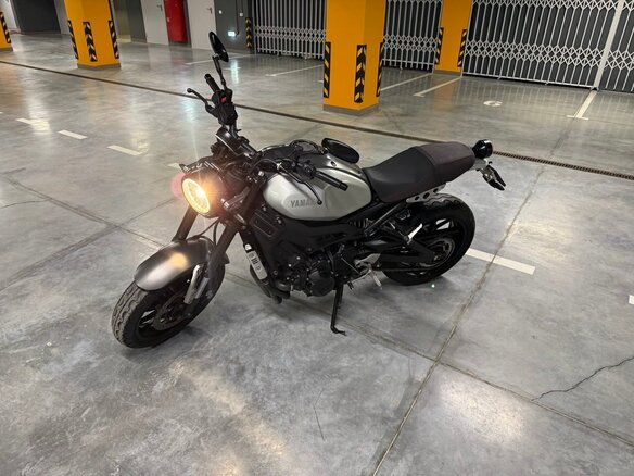 2019 Yamaha XSR900, серебристый, 860000 рублей - вид 7