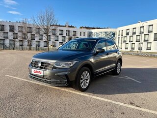 2020 Volkswagen Tiguan II Рестайлинг, серый, 2500000 рублей, вид 1