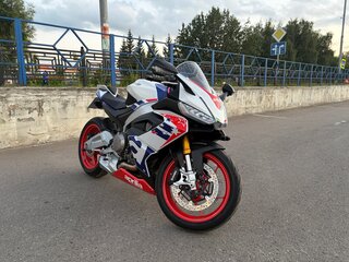 Aprilia RS 660