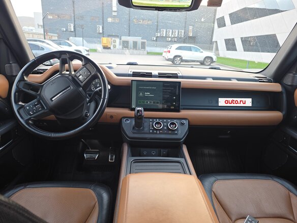 2021 Land Rover Defender 110 II, коричневый, 7300000 рублей - вид 8