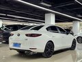 2023 Mazda 3 Axela IV (BP), белый, 1690000 рублей - вид 3