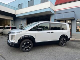 2022 Mitsubishi Delica D:5 I Рестайлинг, белый, 2189000 рублей, вид 4