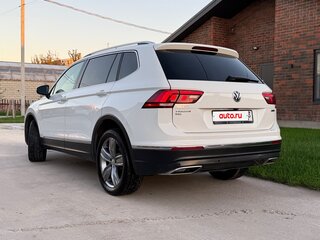 2020 Volkswagen Tiguan II, белый, 3090000 рублей, вид 4