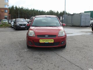 2007 Ford Fiesta Mk5, красный, 279000 рублей, вид 3