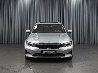 2019 BMW 3 серии 330i VII (G2x), серый, 3486000 рублей, вид 3