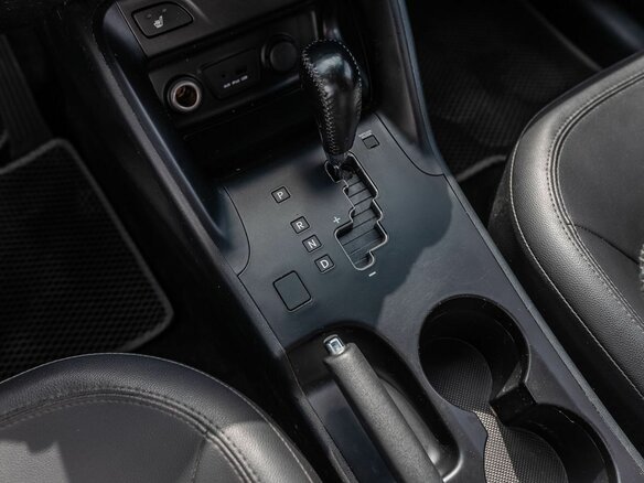 2013 Hyundai ix35 I, белый, 985000 рублей - вид 14