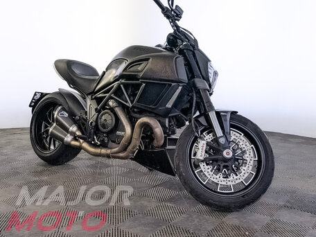 2015 Ducati Diavel Carbon, чёрный, 990000 рублей, вид 5