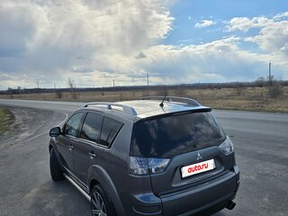 2007 Mitsubishi Outlander II, серый, 1399999 рублей, вид 4