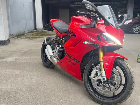 2021 Ducati Supersport, красный, 1290000 рублей, вид 1