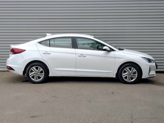 2020 Hyundai Elantra VI (AD) Рестайлинг, белый, 1575000 рублей, вид 4