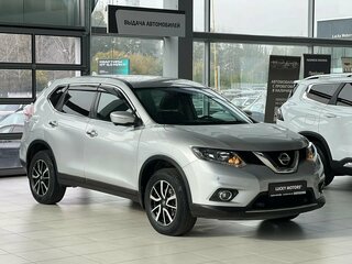 2017 Nissan X-Trail III Рестайлинг, серебристый, 1895000 рублей, вид 1