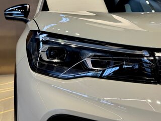 2026 Volkswagen Tiguan L Pro III (China Market), бежевый, 4700000 рублей, вид 4