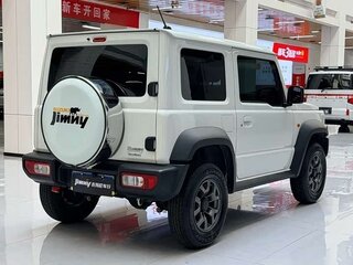 2022 Suzuki Jimny IV, белый, 2600000 рублей, вид 3