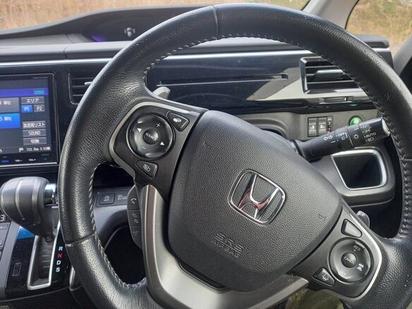 2017 Honda Stepwgn Spada V Рестайлинг, фиолетовый, 2200000 рублей - вид 5
