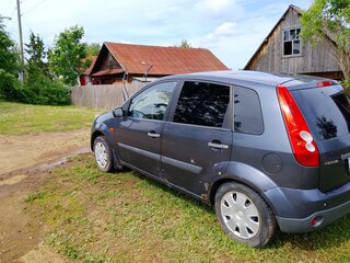 2007 Ford Fiesta Mk5, серый, 270000 рублей, вид 2