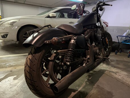 2020 Harley-Davidson Sportster 883, чёрный, 950000 рублей, вид 3