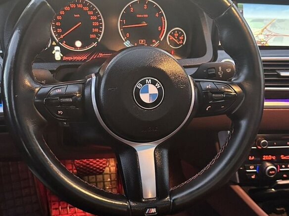 2011 BMW 5 серии Gran Turismo 530d VI (F10/F11/F07), чёрный, 1849000 рублей - вид 5