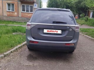 2012 Mitsubishi Outlander III, серый, 1350000 рублей, вид 3