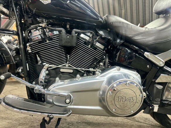 2017 Harley-Davidson Fat Boy, чёрный, 1990000 рублей - вид 23