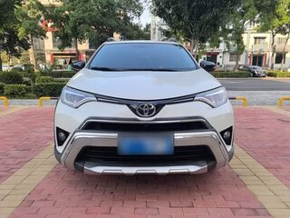 2019 Toyota RAV4 IV (XA40) Рестайлинг, белый, 2050000 рублей, вид 2
