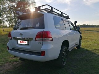 2008 Toyota Land Cruiser 200 Series, белый, 5700000 рублей, вид 3