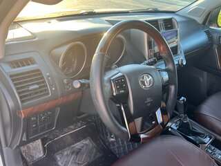 2011 Toyota Land Cruiser Prado 150 Series, белый, 2350000 рублей, вид 4